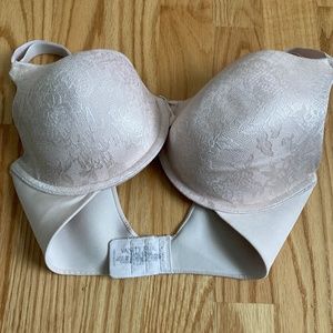 Vanity Fair 34DD Bra